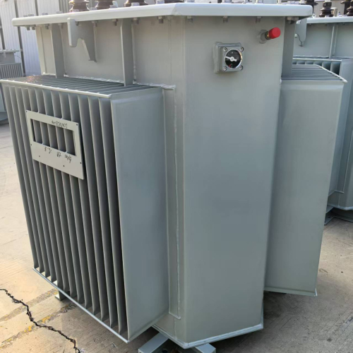 Transformer2000KVA yang diimmer minyak